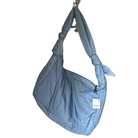 Free People tote bag plush power carryall Blue Fp movement NEW SOLD OUT - Picture 1 of 11